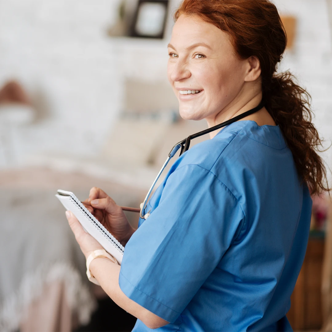 traveling nurse image